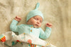 Anvi Baby Organic Bamboo Knotted Gown & Beanie Set 0-3M Glacier