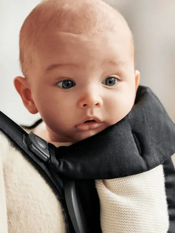 BabyBjorn Baby Carrier Mini Woven Black
