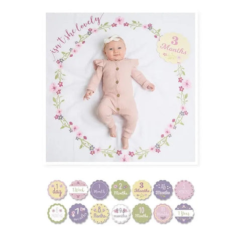 Lulujo Babys First Year Muslin Blanket & Cards Set (100x100CM) Isn't She Lovely