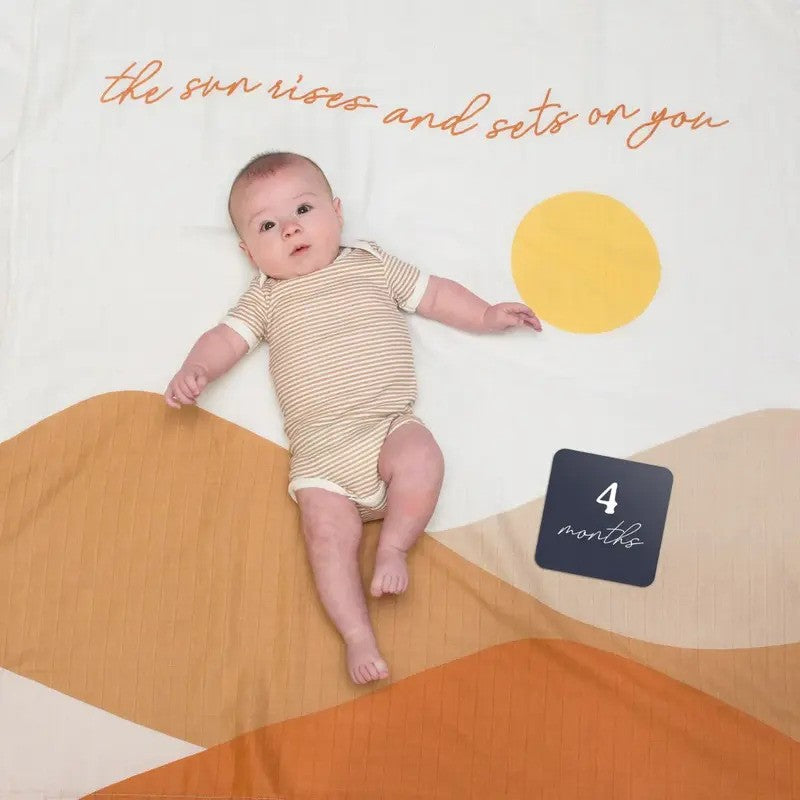 Lulujo Babys First Year Blanket & Cards Set Sun Rise