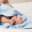 Lulujo Newborn Bundle Cellular Blanket Blue & Swaddle Blankets (3pack 120x120cm) White