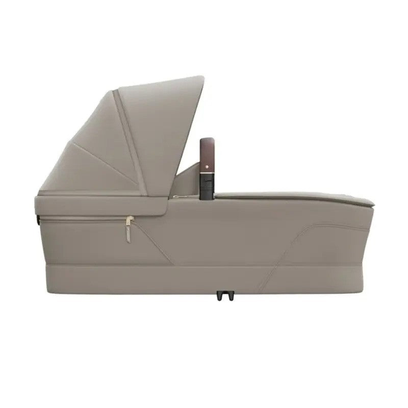 Maxi Cosi Fame Cabin Carrycot Essential Sapphire Sand