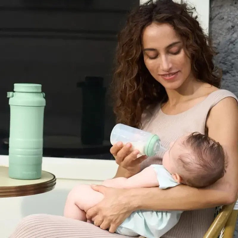 Momcozy Portable Breast Milk Cooler for Outdoor With Baby Bottles -2x22oz Green