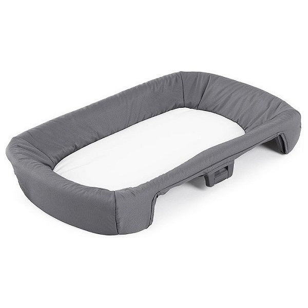 Nuna Sena™ Playard With Changer & Travel Bag Graphite