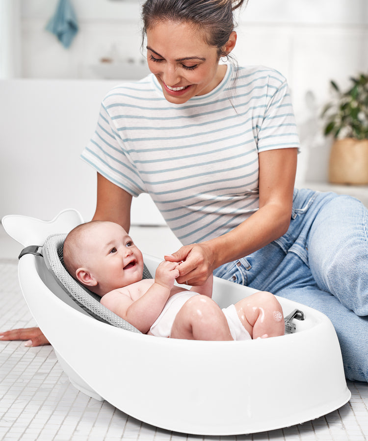 Skip Hop Moby Smart Sling 3-Stage Tub - White