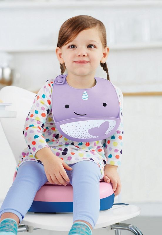 Skip Hop Zoo Fold & Go Silicone Bib - Narwhal