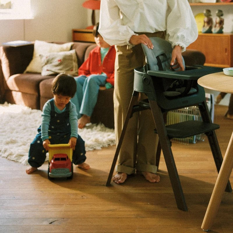 Stokke Steps High Chair Black Warm Brown