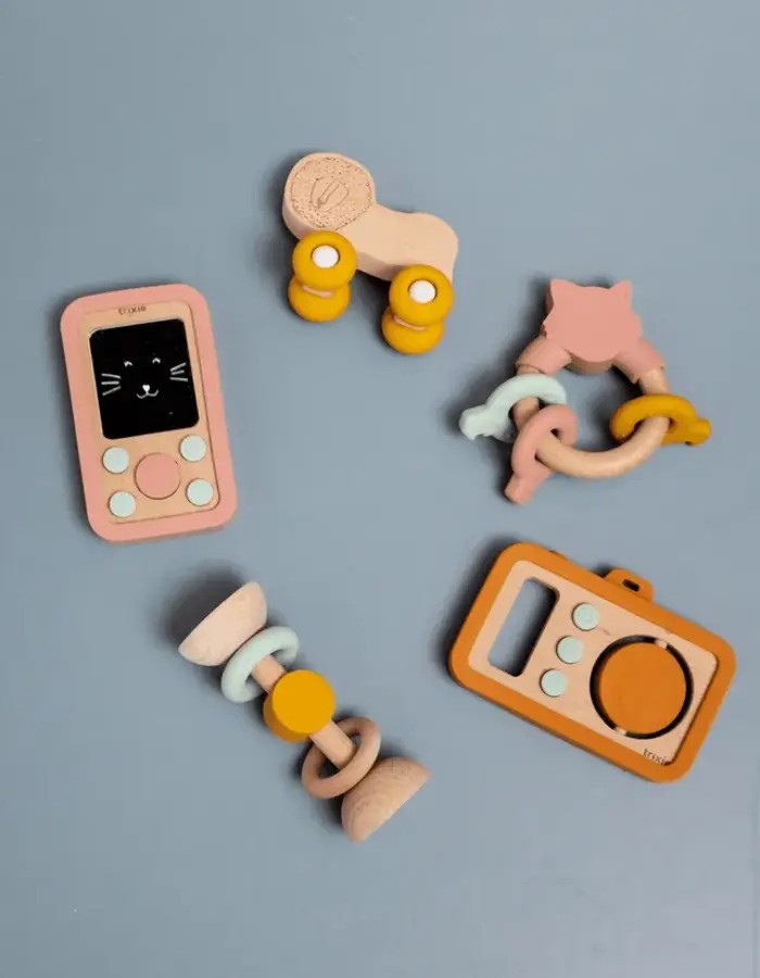 Trixie Silicone Wooden Activity Ring Mrs. Cat (0m-Plus)