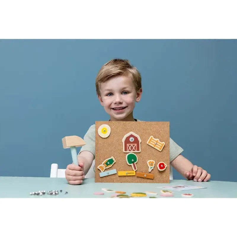 Trixie Wooden Tap Tap Game Farm