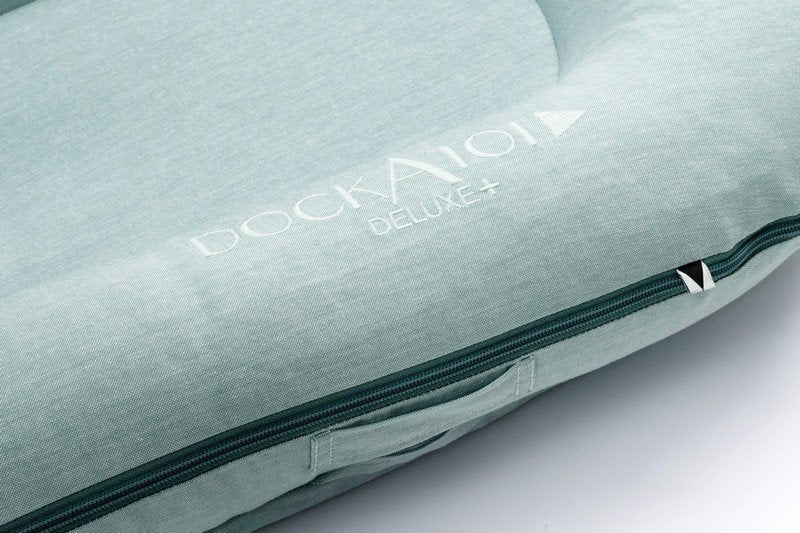 DOCKATOT®► Deluxe+ Pod (0-8m) Marine Chambray