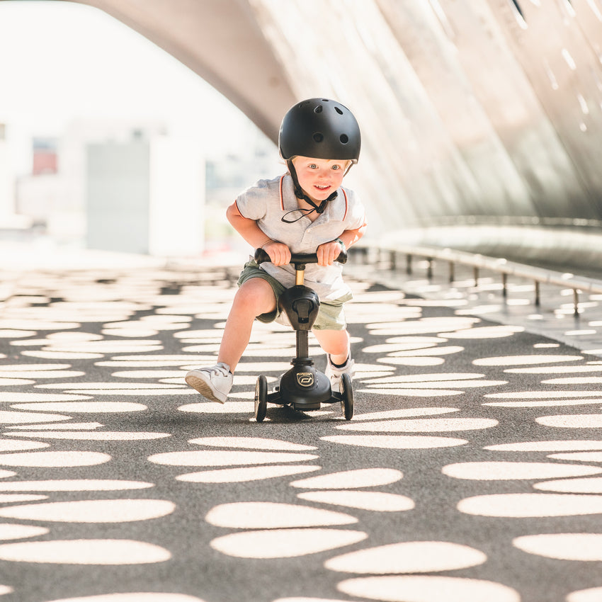 Scoot & Ride Highwaykick 1 - Black/Gold