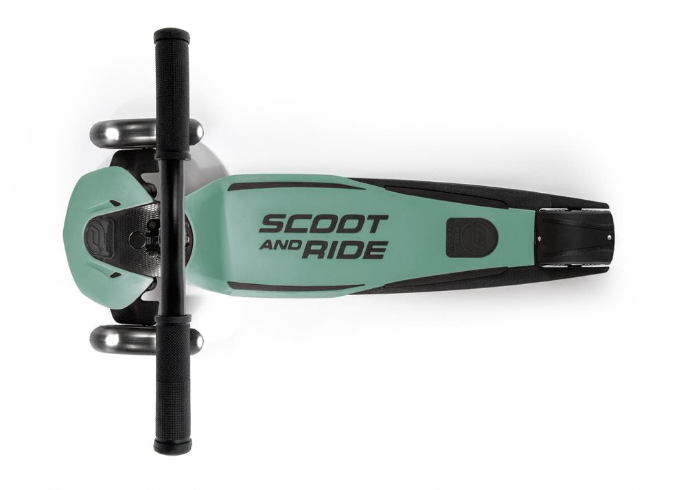 Scoot & Ride Highwaykick 5 LED - Forest