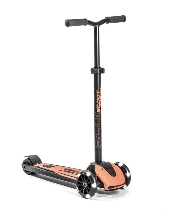 Scoot & Ride Highwaykick 5 LED - Peach